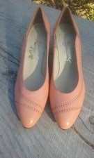 Johansen Pump Shoes Size 9 2A / 4A AA / AAAA Combination Last Made in USA