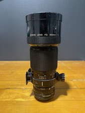 CANON FD 300mm F/4 LENS FOR 35mm FILM SLR CAMERAS