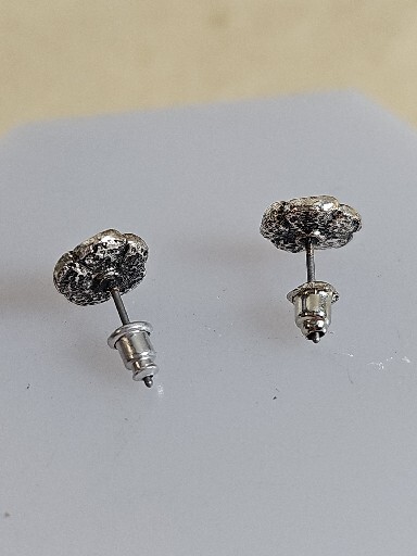Small  Tiny Oxidized Rose Flower Stud Post Earrin… - image 4