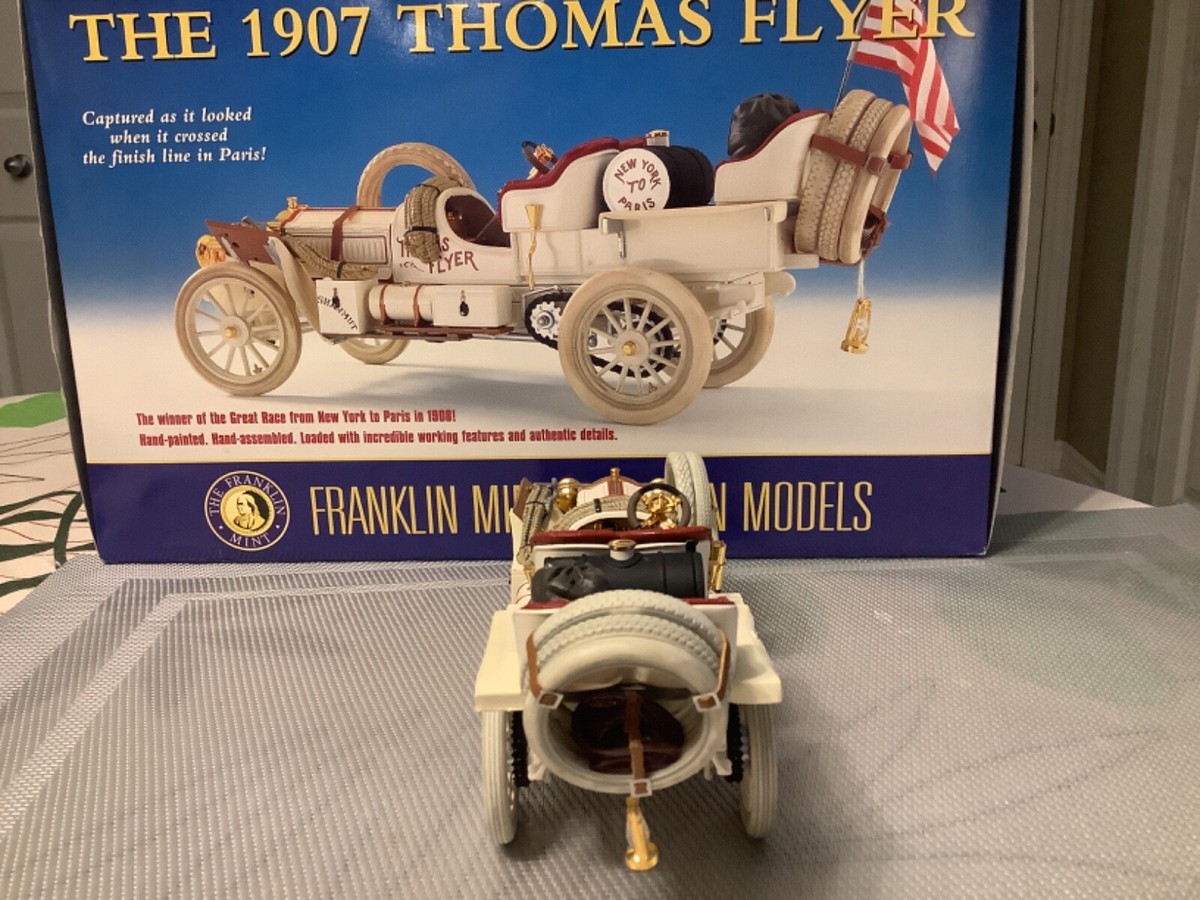 Franklin Mint 1:24 1907 Thomas Flyer New York Paris Diecast Model