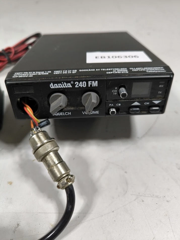 Danita 240 FM CB Radio - Gebraucht, Kein Stromkabel, Ungetestet - Bild 3 von 4