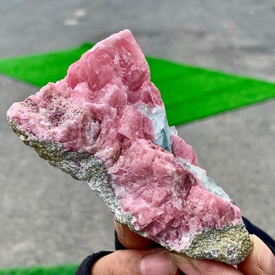 197G Natural rhodochrosite with green Fluorite Crystal Mineral