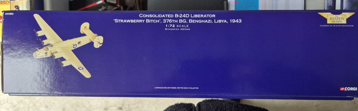 Corgi AA34003 - Consolidated B-24D 'Strawberry Bitch' - 1/72 - Avion Diecast