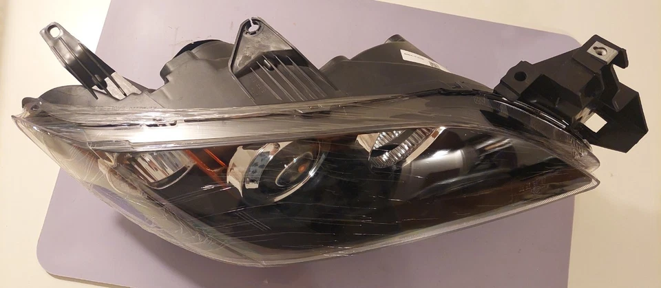 Conjunto de faros derecho Dorman 1591070 para Mazda 3 2004-2009 Foto 2 de 4