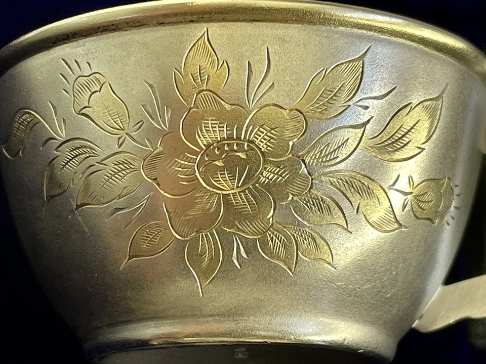 Taza Vintage Platillo Ruso Platillo Cuenco Huevo Kovsh Taza Antigua Cuchara Esterlina Foto 2 de 4