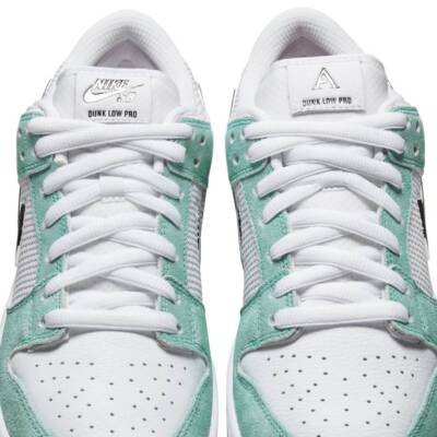 APRIL SKATEBOARDS Nike SB Dunk Low Pro QS FD2562-400 US6 APRIL SKATEBOARDS Nike SB Dunk Low Pro QS FD2562-400 US6
