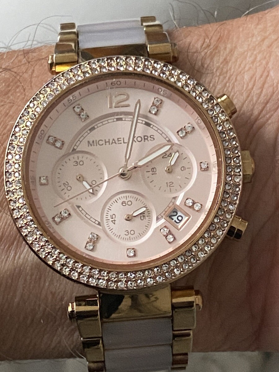 Michael Kors Ladies Elegant Chronograph Watch With Shining Gem