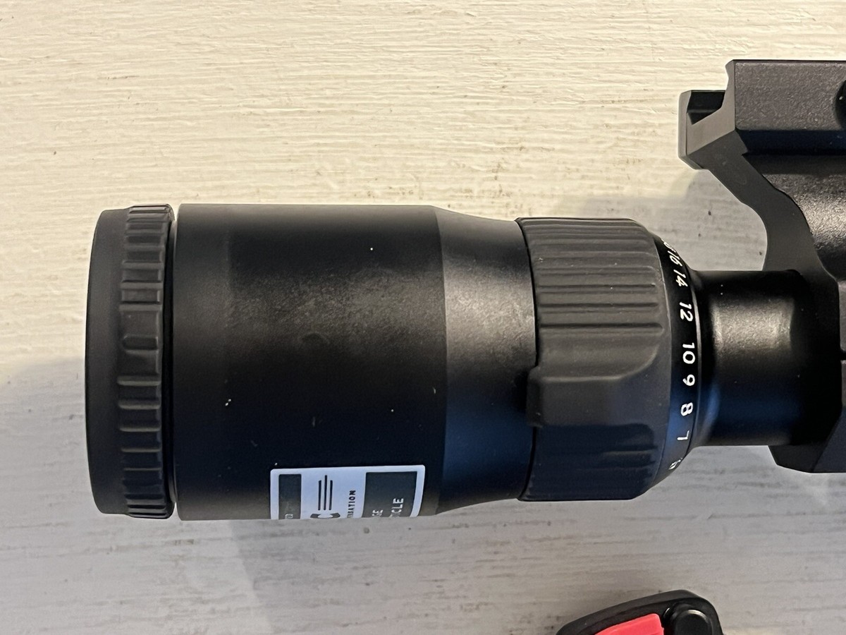 Nikon Prostaff 5: 4.5-18x40 SF MATTE BDC Scope With Caps And