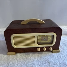 Vintage Philco 41-221 Tube Radio AM Broadcast SW Overseas Wood Not Working