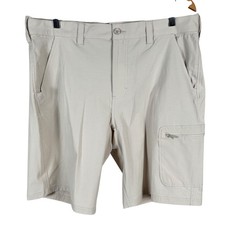NEW Huk Next Level 10.5 Shorts Fishing H2000171 Mens XL Khaki Stretch 65