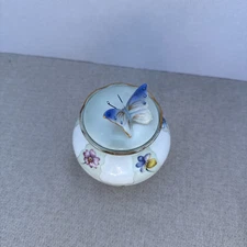 2002 Ardleigh Elliott Music Box BUTTERFLY DANCE Premiere Issue in Hearts Flowers