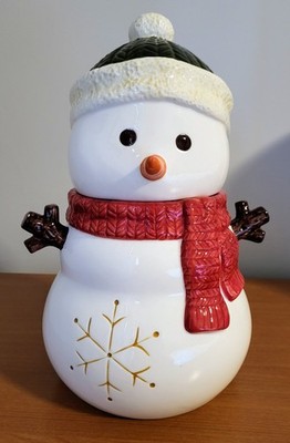 Harry & David Snowman Cookie Jar RSD275477 - 2014 Red Scarf Green Hat Snowflake