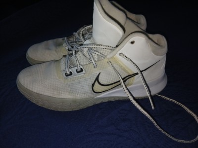 Size 10 - Nike Kyrie Flytrap 4 White Metallic Silver