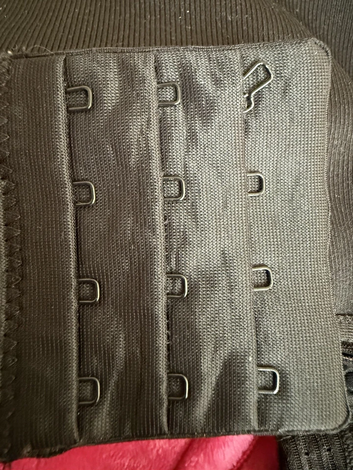 Sujetador deportivo Glamorise 38F negro figura completa sin rebote camisola inalámbrica usado Foto 4 de 4