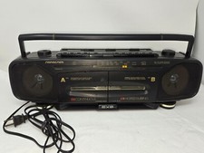 SOUNDESIGN DOUBLE CASSETTE PLAYER RECORDER AM-FM MODEL 4749BLK BOOMBOX
