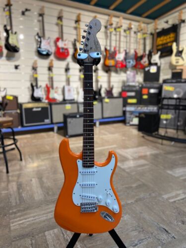 SQUIER FENDER Stratocaster RW Affinity Orange Chitarra Elettrica Nuova - Foto 1 di 3