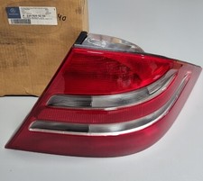 Feu arrière Mercedes 220