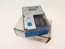 Milltronics 82211100 MultiRanger Plus Level Controller French Version