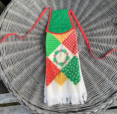 Vintage Seasonal Theme Apron Hand Towel Pot Holder Drawstrings