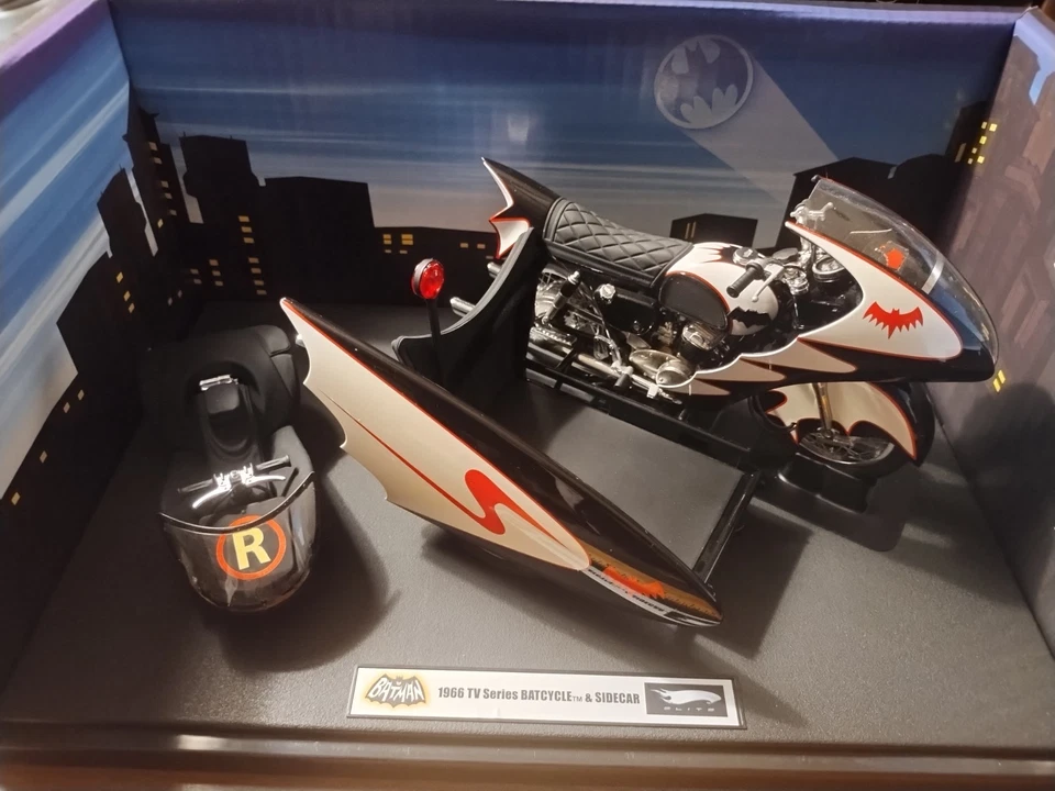 New Hotwheels Elite 1/12 Batman 1966 TV Series Bat cy Sidecar Batmobile Box - Image 2 of 4