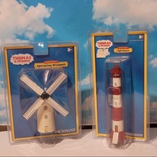 Bachmann HO Thomas Windmill And Lighthouse