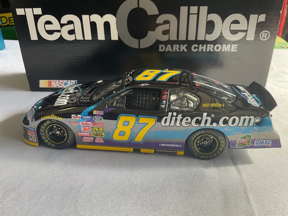 Kyle Busch #87 Ditech.com 2003 equipo novato calibre cromo oscuro 1/24 Foto 2 de 2