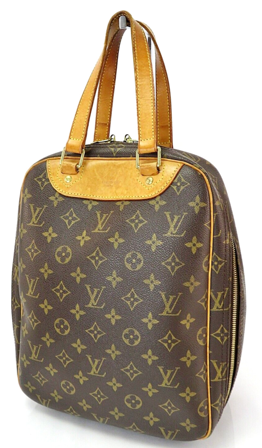 Authentic LOUIS VUITTON Excursion Monogram Shoe B… - image 1