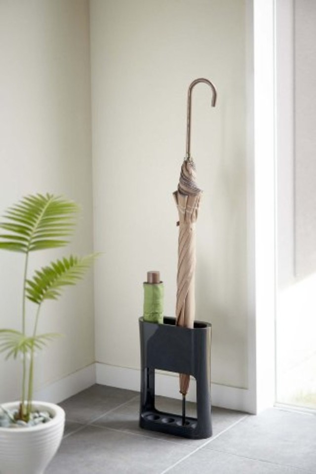 Portaombrelli Yamazaki In Metallo Nero - Design Elegante A Motivo Palmato, Per Ingresso O Casa, 46,5 Cm Di Altezza