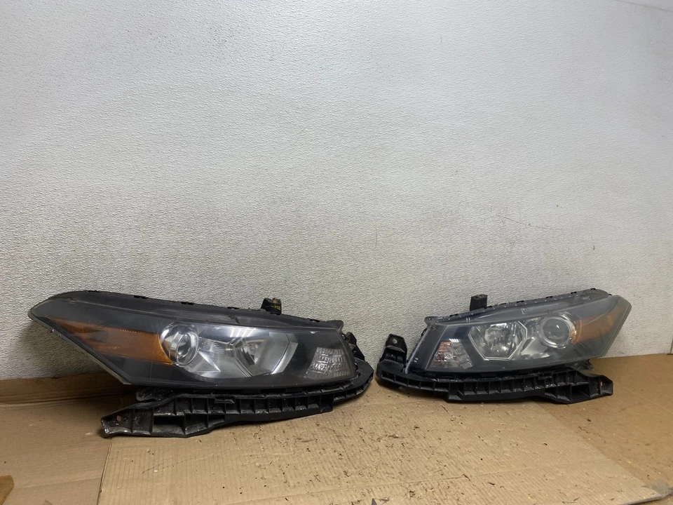 2008 to 2012 Honda Accord Coupe Left+Right Side Headlights OEM U6523 DW - Image 3 of 4