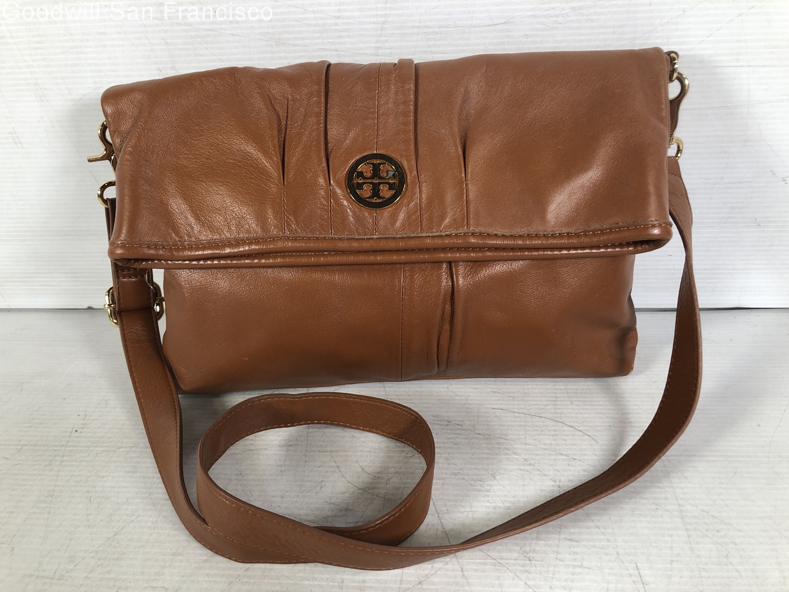 Tory Burch Brown Leather Detachable Strap Pockets Classic Travel