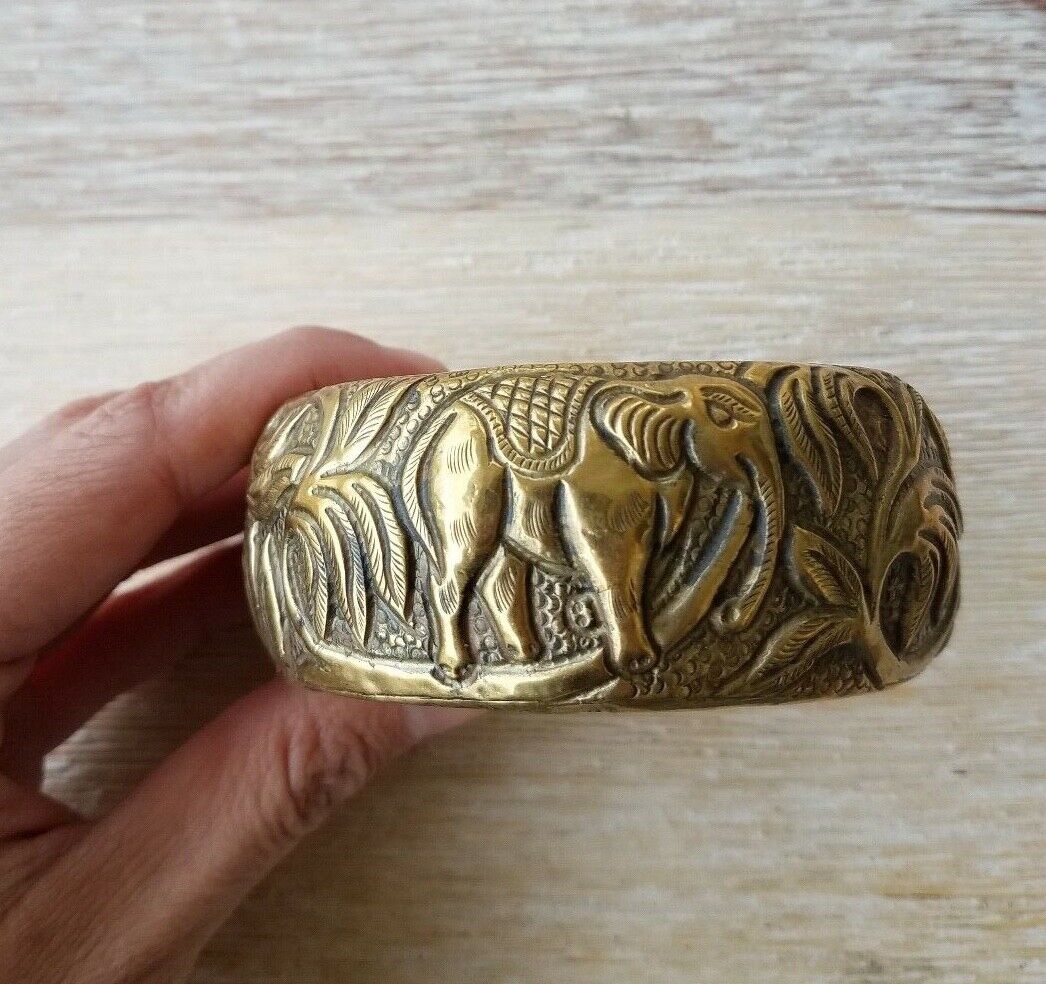 Brass Elephants Repousse Chunky Exotic Ethnic Boho Resin Bangle Bracelet Nepal Tania okazja, tanio