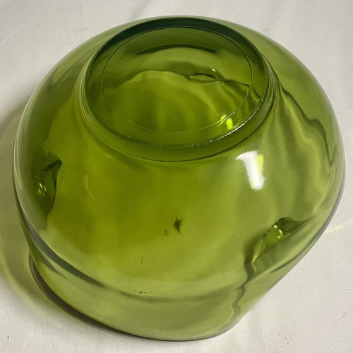 Vintage Retro Anchor Hocking Avocado Green Glass Bowl 2 Piece Chip & Dip Set - Picture 6 of 9