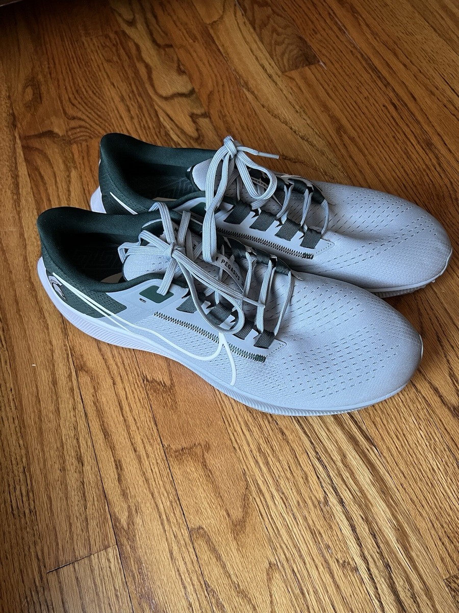 Nike Air Zoom Pegasus 38 Michigan State Spartans Shoes Men\'s Size 15 likeNEW Nike Air Zoom Pegasus 38Michigan State Spartans Shoes Men main image 3