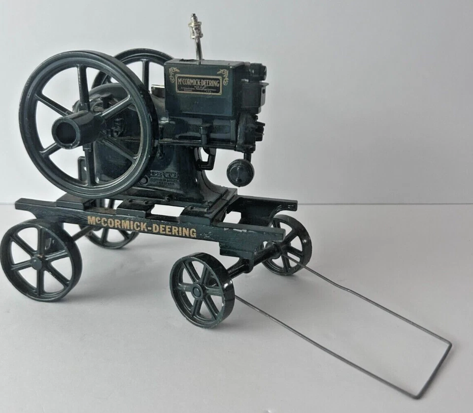ETRL McCormick Deerign Model M Diecast Metal 1:6 Replica - Image 4 of 4