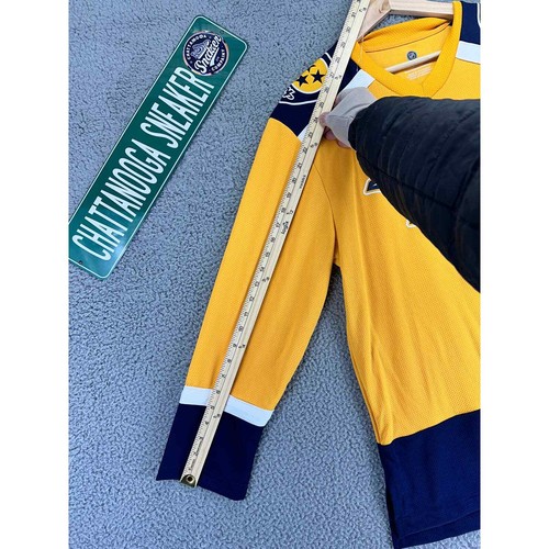NHL Nashville Predators Jersey Mens Small Yellow Navy Blue Roman Josi 59 NEW S - Picture 6 of 10