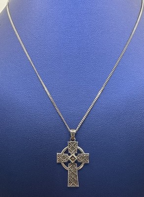VINTAGE SOLVAR CELTIC Sterling Silver Marcasite Cross Pendant 18  Chain