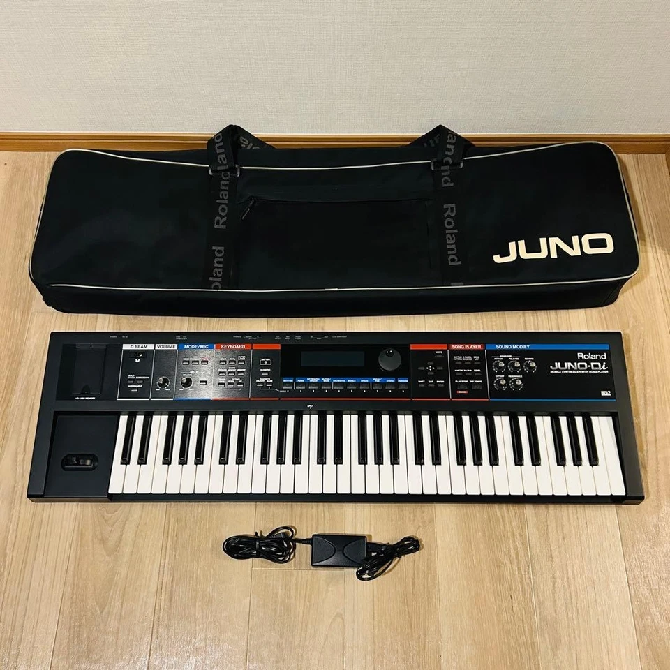 Roland Synthesizer With Song Player Juno-Di Portable 61-key With Case Used - Image 2 of 4