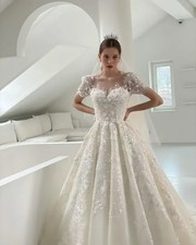Floral Appliques A-line Wedding Dress Sweetheart Sweep Train Bridal Dresses
