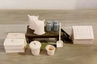 Marx Farm Barn Accessories, Fences and Fence Sitting Birds Third Series