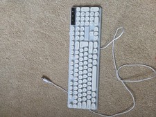 Led Cloud keyboard. Rainbow colors between every Key