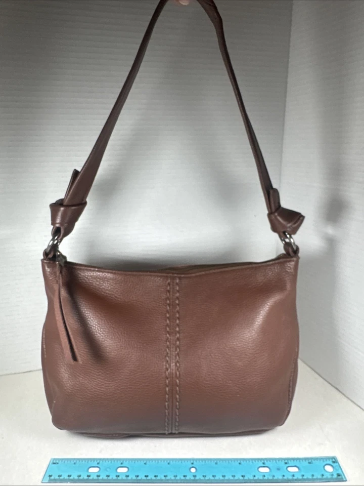 ¡De moda! Bolso de Hombro The Sak Rialto Hobo Cuero Guijarro Marrón 12x8 Usado en Excelente Condición Foto 2 de 4