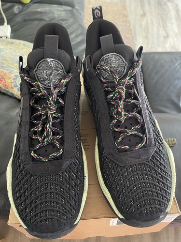 black nike cosmic unity