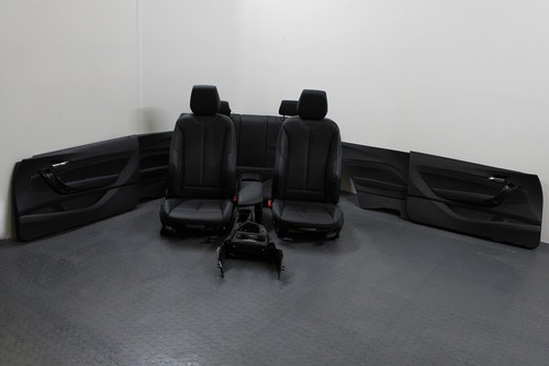 BMW M2 F87 Innenausstattung Leder Alcantara Sitze Sportsitze SHZ Ziernaht blau