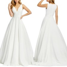 NEW Ieena For Mac Duggal WHITE Plunging SLEEVELESS Chiffon WEDDING Ball Gown 0