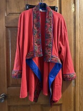 Vintage Women  s Medium Embroidered Cardigan
