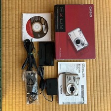 CASIO EXILIM EX Z1200 12 Megapixels