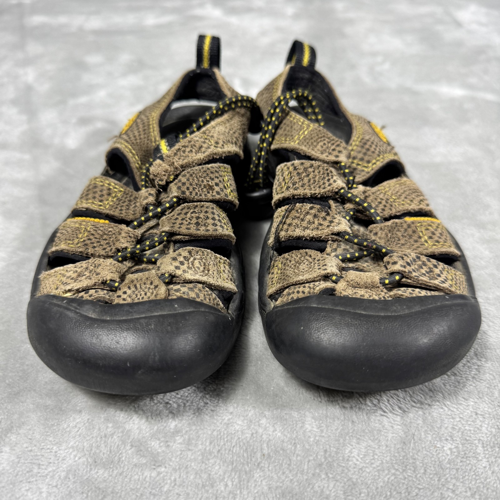 Sandali impermeabili Keen Newport H2 bambini misura 7 pollici marrone nero escursionismo outdoor