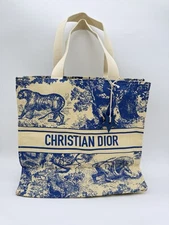 Parfums Christian Dior Exclusive GWP Blue Beige Straw Tote Bag