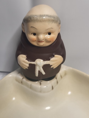 VINTAGE 1956 W. GOEBEL HUMMEL 'FRIAR TUCK MONK' Figural Porcelain