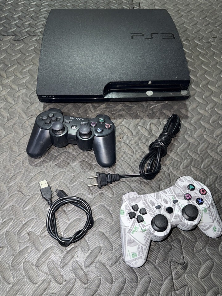 Sony PlayStation 3 + Power Cable + 2 Controllers + Charging Cable PS3